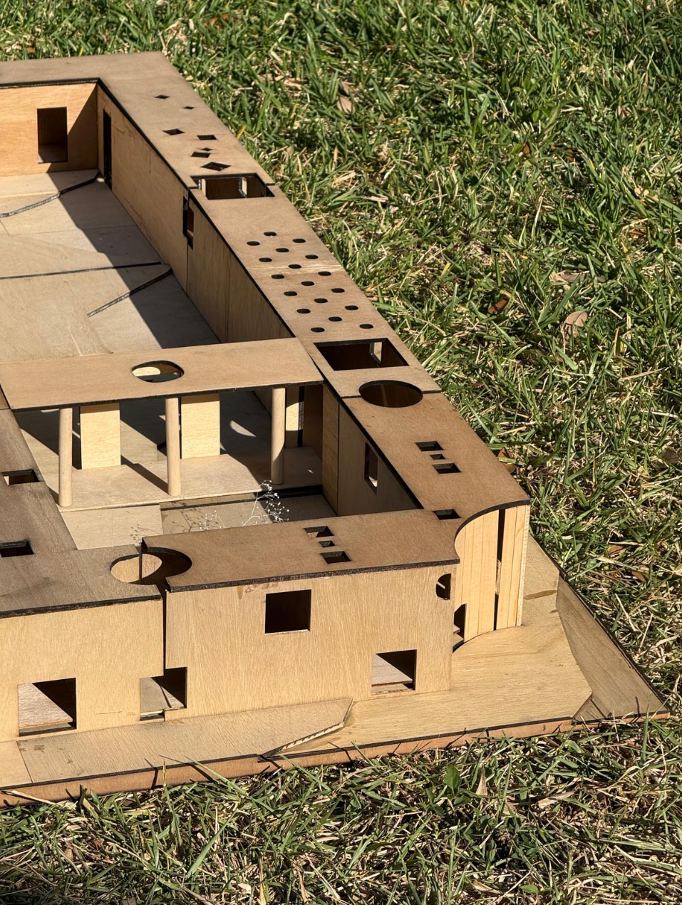 Luna House model, corner detail